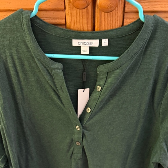 NWT 🌸 Chico's Forest Green Women's Shirt Size 2 (Large) - Picture 2 of 7